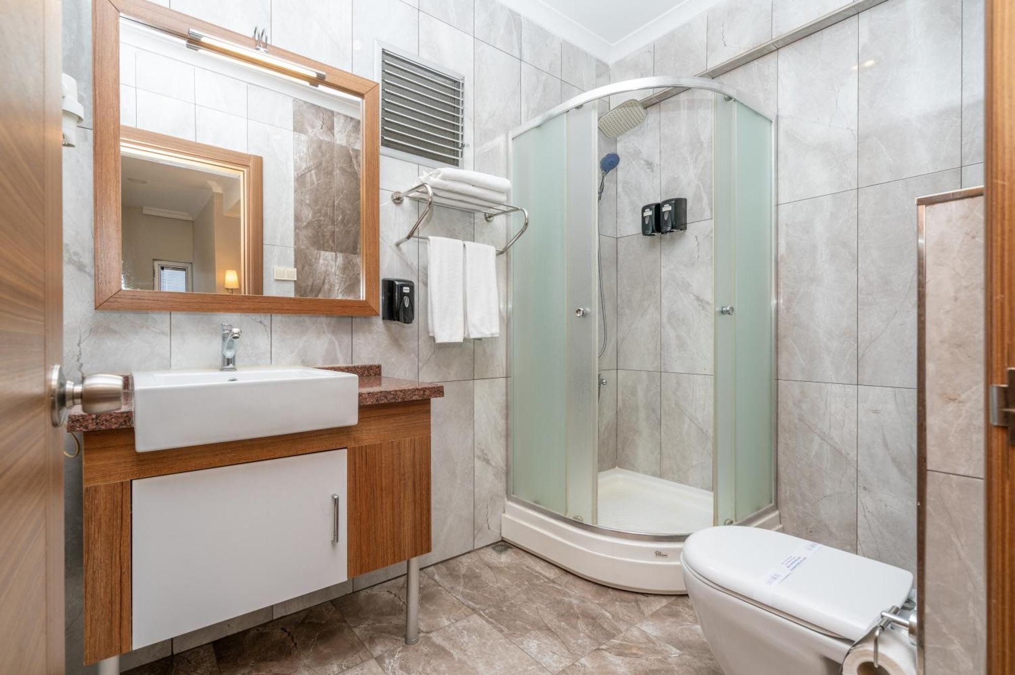 The Bostanci Otel Istanbul Eksteriør bilde